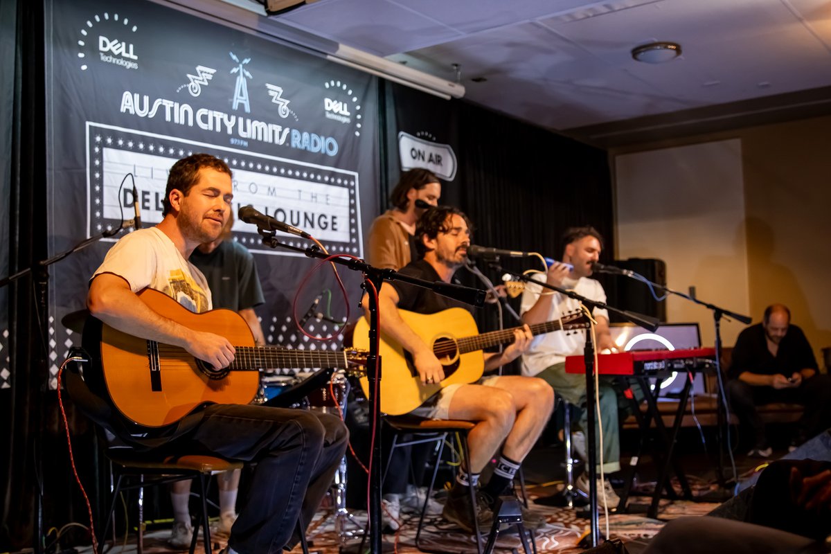 🎤@LocalNatives In Austin, TX for our latest Dell Music Lounge!
You can register to win seats to our next lounge and enjoy lunch from <a href="/NORTHSIDERckRse/">Domain NORTHSIDE + Rock Rose</a> &amp; 21+ enjoy <a href="/OdellBrewing/">Odell Brewing Co</a>. 
Enter here: acl-radio.com/dellmusicloung…