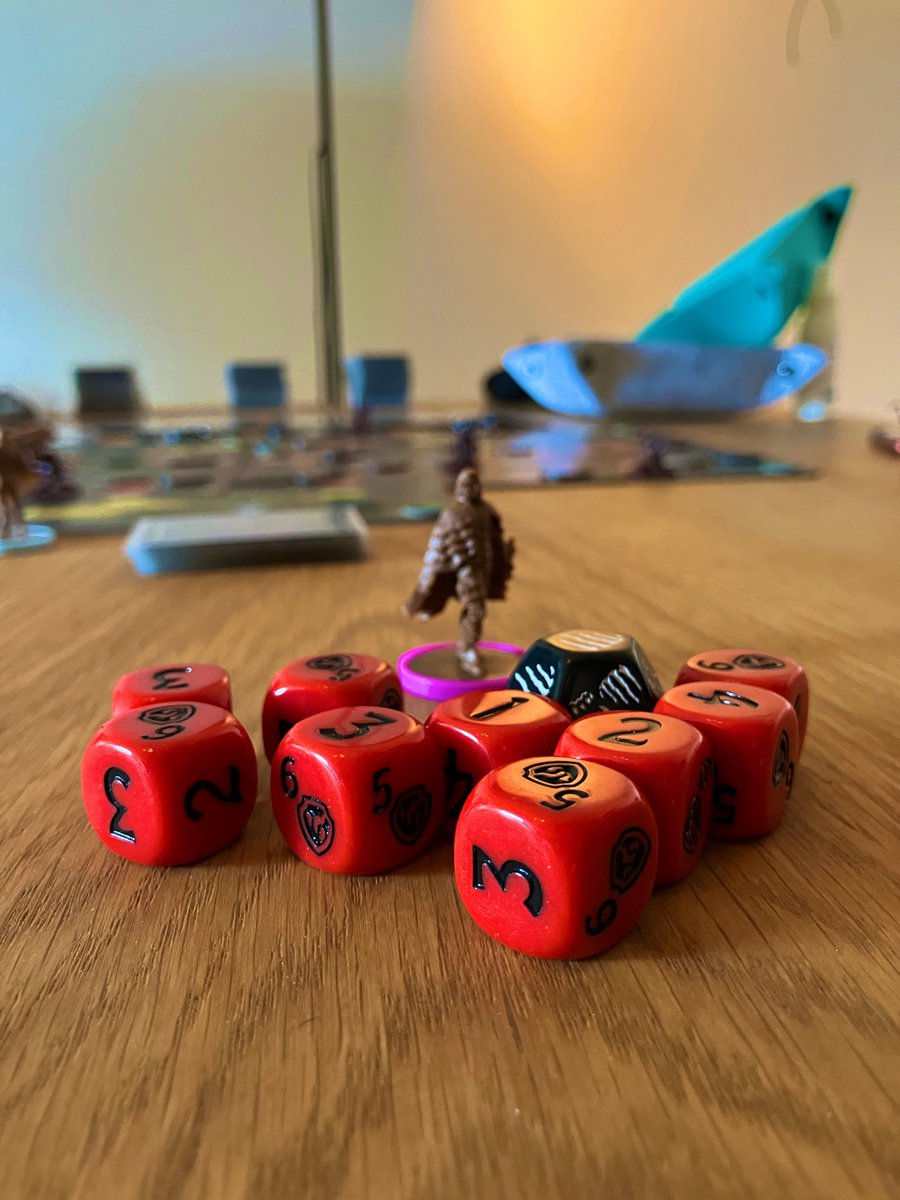 Mig_Moguel's tweet photo. Hoy es tarde de juegos en casa #DeepMadness https://t.co/xCfreIAlj0