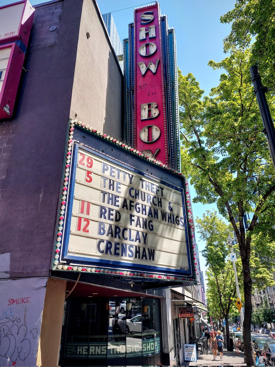 In Seattle ahead of Friday's <a href="/theafghanwhigs/">The Afghan Whigs</a> show with The Church and @EdHarcourt. Can't wait. #theafghanwhigs <a href="/MrGregDulli/">greg dulli</a> <a href="/MrJohnCurley/">John Curley</a> <a href="/bettyburtie/">Betty</a>