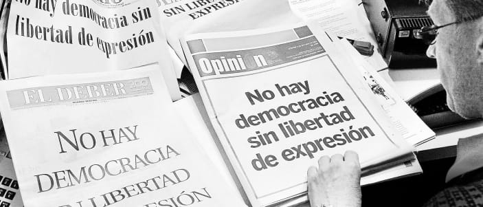 🌷Frente a recientes expresiones presidenciales sobre la labor de algunos periodistas, medios de comunicación y de la <a href="/FLIP_org/">Fundación para la Libertad de Prensa (FLIP)</a>, el <a href="/Ccajar/">ColectivoDeAbogad@s</a> recuerda que la libertad de prensa y de expresión son derechos fundamentales que debe garantizar el Estado y deberían ser ejercidos sin