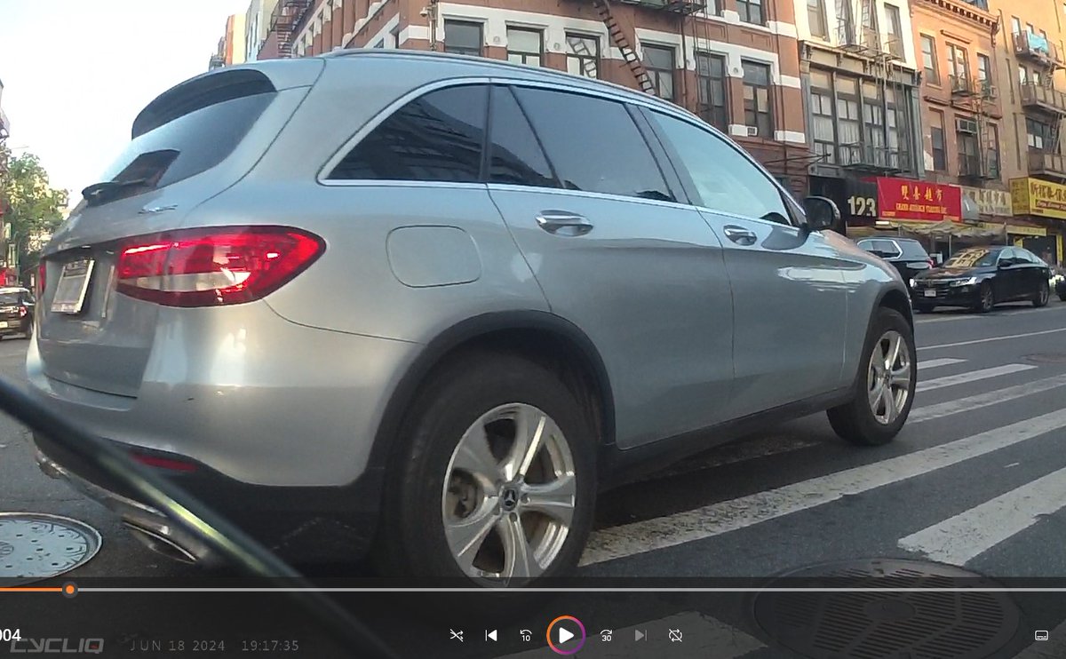 HildaBikes's tweet photo. 3 big signs that say NO TURN
Only green arrows pointing straight.
This driver almost took me out on #BikeNYC, and there is absolutely no accountability. We should change that. 
I should be able to send these photos/video to their insurance, and their rates should go up. https://t.co/aD5fxjCLsC