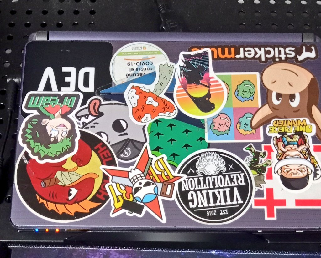 SergioxDev's tweet image. Caballito de batalla #WinXP #Netbook #Hardware