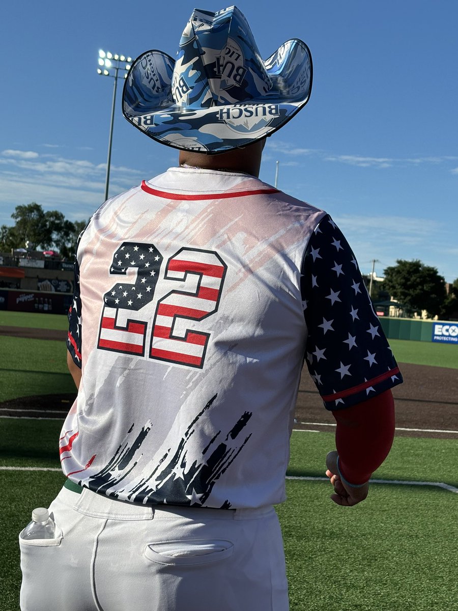 John (@chubbyclubbie) on Twitter photo Hey <a href="/BuschBeer/">Busch Beer</a> how American is Busch Light and Baseball!! The <a href="/JolietSlammers/">Joliet Slammers</a> are using this for their HOME RUN HAT TONIGHT AND TOMORROW!! <a href="/tommystevo22/">Thomas Stevenson</a> is the man with the hat right now!! Letโs go!!
#merica #american #homerunsandbeer #baseball #hotdogs #applepie and #BuschBeer Hey <a href="/BuschBeer/">Busch Beer</a> how American is Busch Light and Baseball!! The <a href="/JolietSlammers/">Joliet Slammers</a> are using this for their HOME RUN HAT TONIGHT AND TOMORROW!! <a href="/tommystevo22/">Thomas Stevenson</a> is the man with the hat right now!! Letโs go!!
#merica #american #homerunsandbeer #baseball #hotdogs #applepie and #BuschBeer