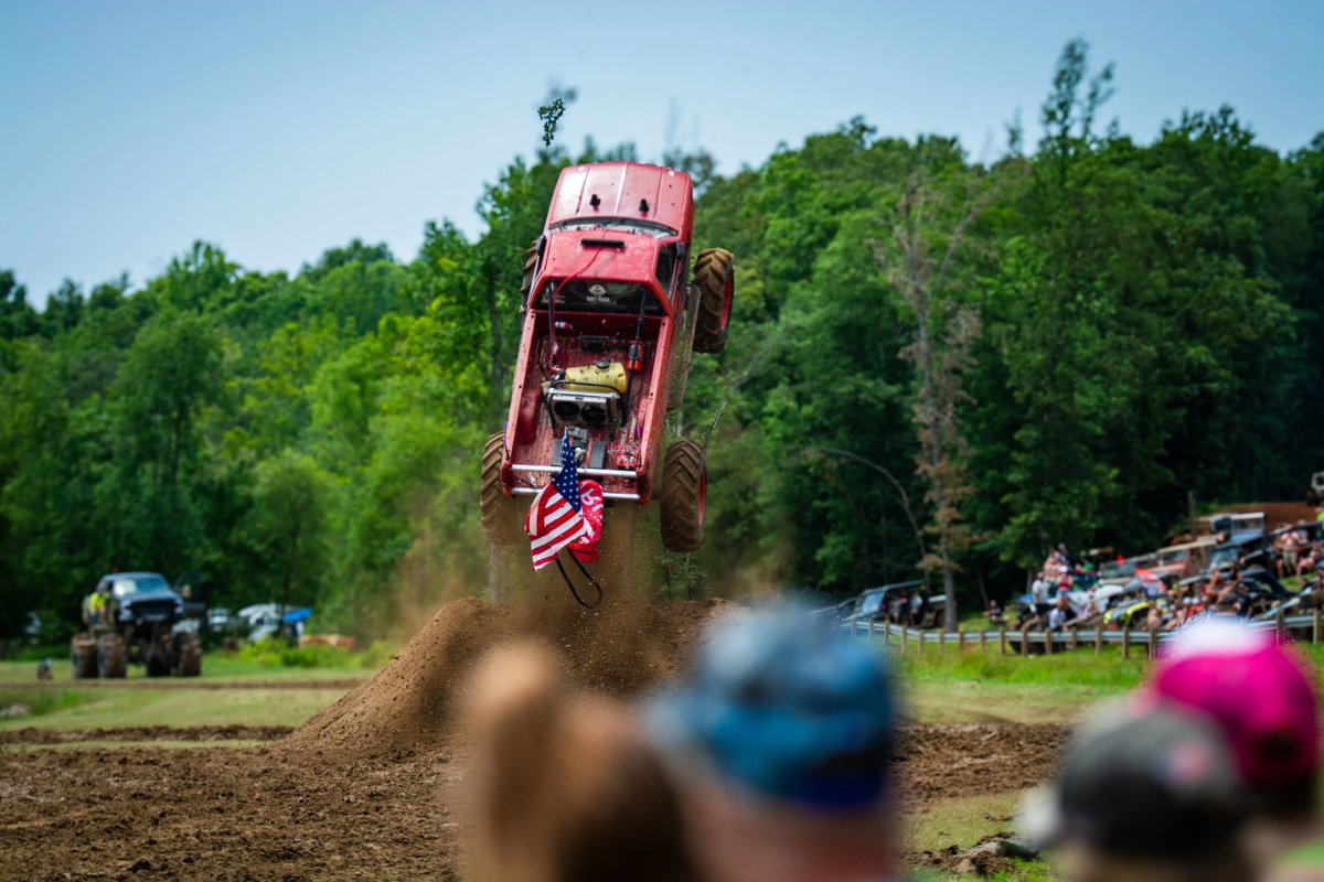 Domoreadventur2's tweet image. Another of what I do does revolve around the outdoors and automotive but certainly not limited to.
#getfoundoutdoors #domore18 #monstertruck #megatruck #automotivephotograpy #stl #missouri #photography