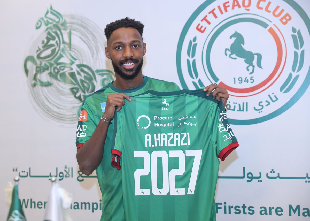 🚨🟢🔴 - Al-Ettifaq midfielder Ali Hazazi is attracting interest from Al-Ahli, Al-Qadsiah, Al-Hilal and NEOM S.C.

According to reports, the Saudi club's board is asking for a transfer fee around 35M SAR (around 9M€).

#Transfers #SPL