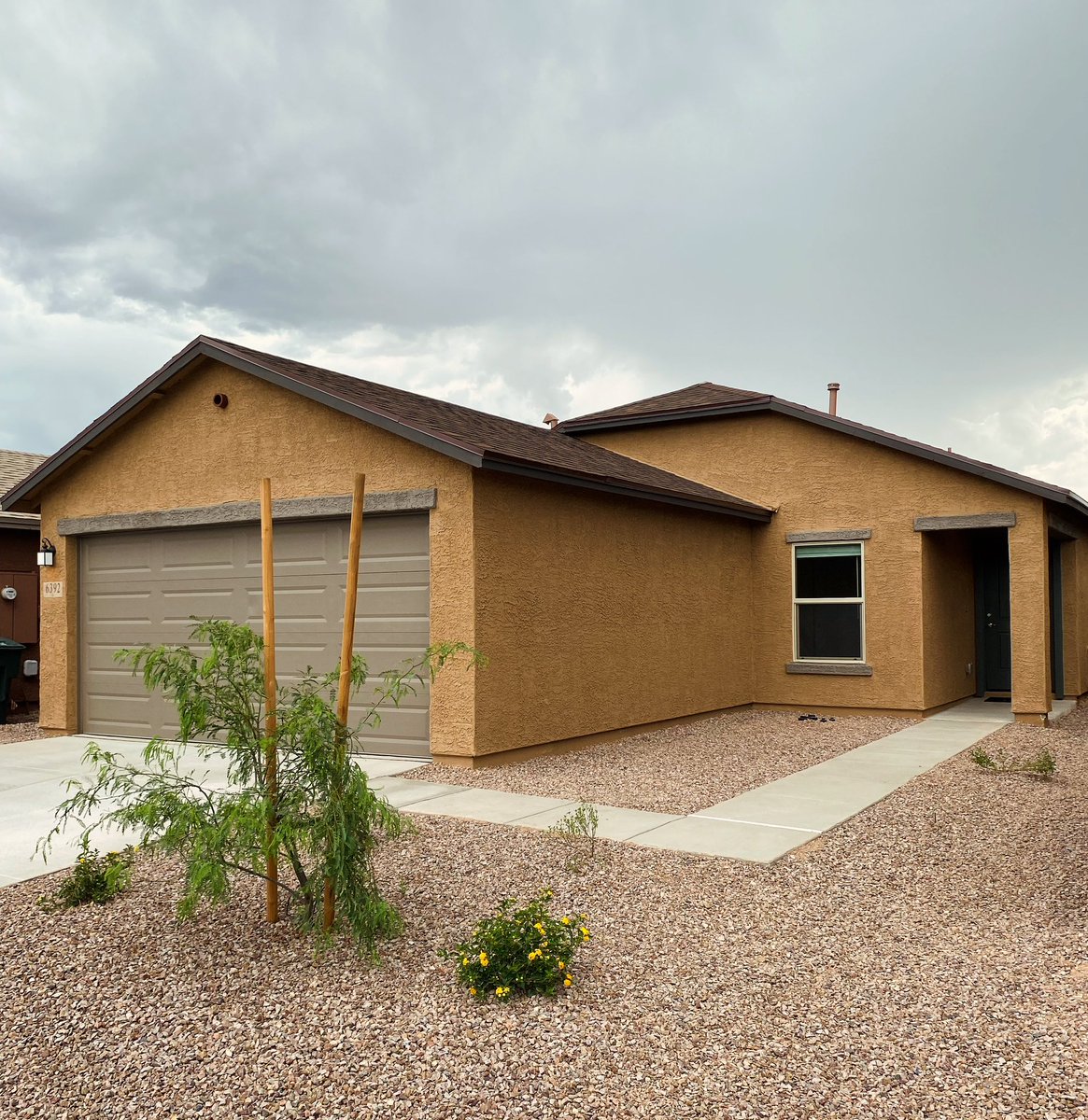 AngelTheRealtor's tweet photo. Congratulations to my client Javier, on successfully purchasing his Brand New Home! We finally got it done! Enjoy your new home!  #Tucson #Arizona #Commercial #Residential #RealEstate #Lease #RealtyExecutivesArizonaTerritory https://t.co/dDyzcmJzMa