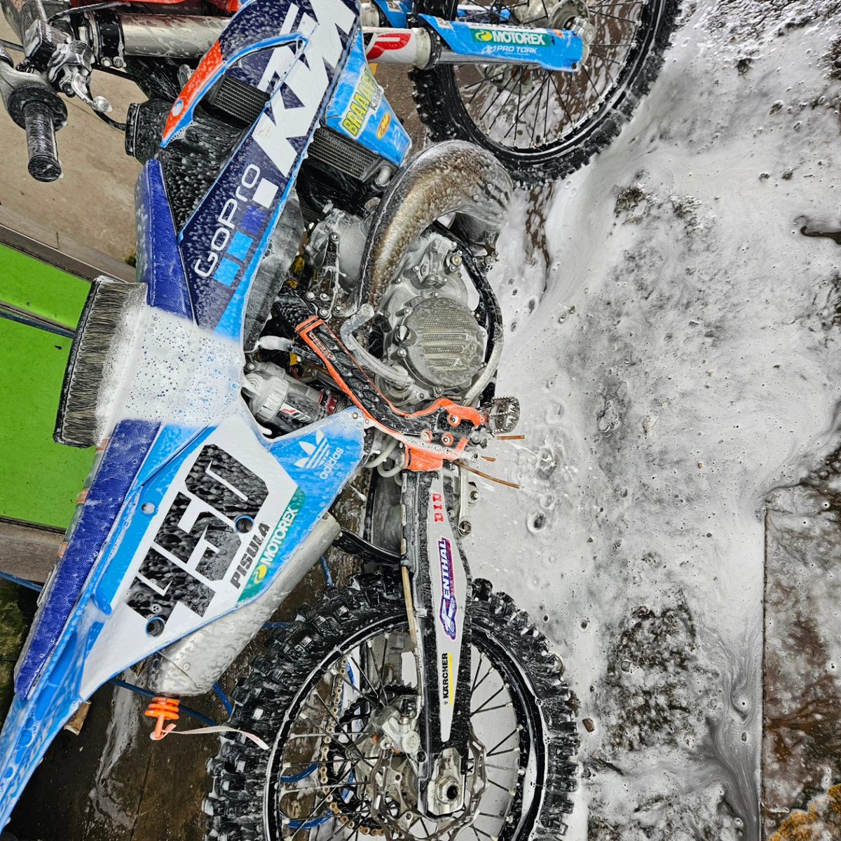 onewheeldyl's tweet photo. That new bikes that clean you could eat your dinner off it🫡 https://t.co/ITqkegIH20