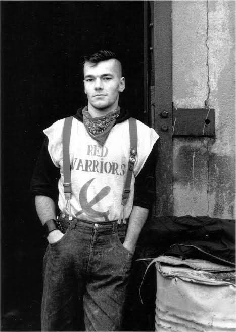 SoyRafaelZepeda's tweet photo. Julien Terzics, uno de los fundadores de los Guerreros Rojos que luchó contra el supremacismo blanco en París.
Descansa en Paz dejaste un legado y seguimos en pie de lucha.

#redwarriors #julienterzics https://t.co/Kv4Wpgl2Qa