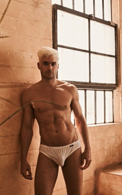 Blonds are the crazy ones! Happy 4th!   📸 @briankphotog https://t.co/gw3wh4YKFv<a class="tags" target="_blank" title="On Twitter" href="/?out=eyJ0eXAiOiJKV1QiLCJhbGciOiJIUzUxMiJ9.eyJpYXQiOjE3MjA4Njk2MjIsImlzcyI6InR3cG9ybnN0YXJzLmNvbSIsIm5iZiI6MTcyMDg2OTYyMiwiZXhwIjoxNzUyNDA1NjIyLCJyZWRpcmVjdF91cmwiOiJodHRwczovL3R3aXR0ZXIuY29tL2JyaWFua3Bob3RvZyJ9.MgrJQmumYPneMmhOvmHunk0XB6wWNlz5uekZfOMK4HFXKJS3nisfjRcUO0xIMhmC8IsxZJmp4l9AweppA6J0sA">@briankphotog</a>