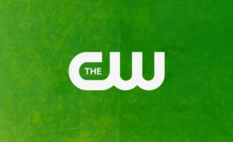 ARROW showrunner Marc Guggenheim reveals that he was warned “there would be no more CW” if it didn’t work: 

“[WB TV chairman Peter Roth] basically laid out for us in incredible detail the reality that if Arrow wasn’t a hit, there would be no more CW… Now we also have the