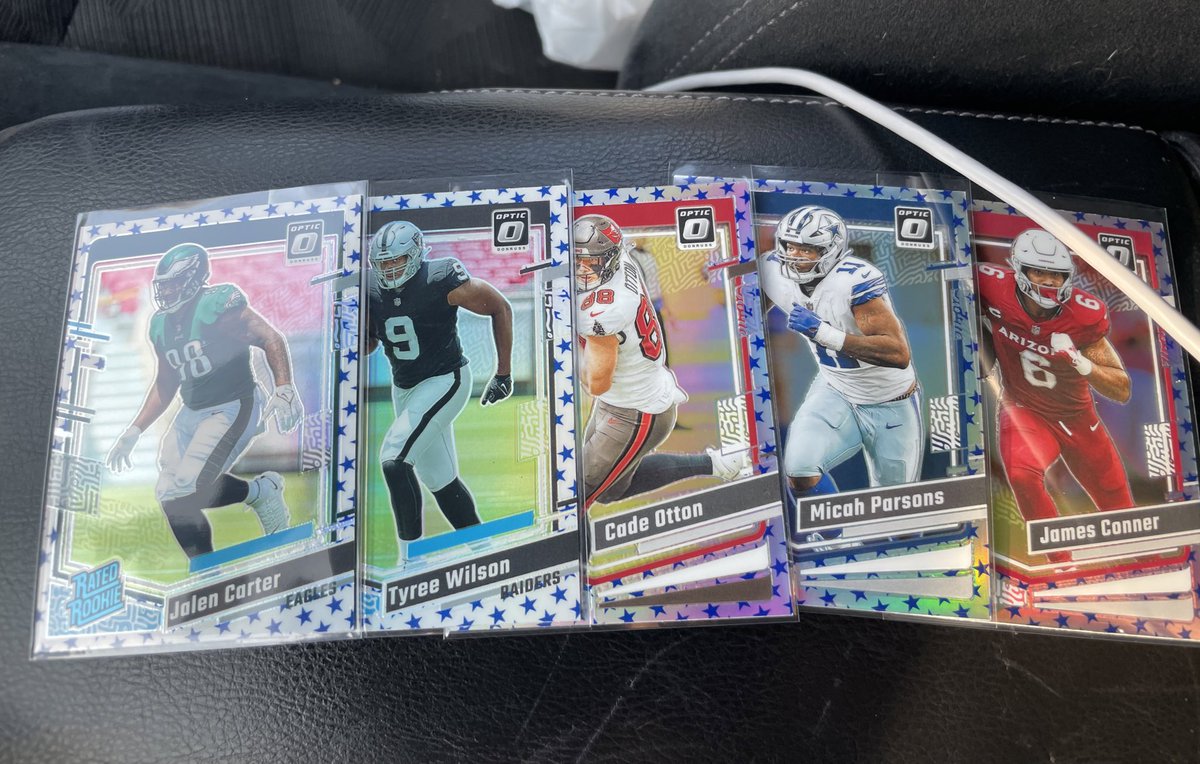 StackPg's tweet image. Maybe Optic tins are loaded? Bought 4 and pulled 5 star and one Auto @CardPurchaser