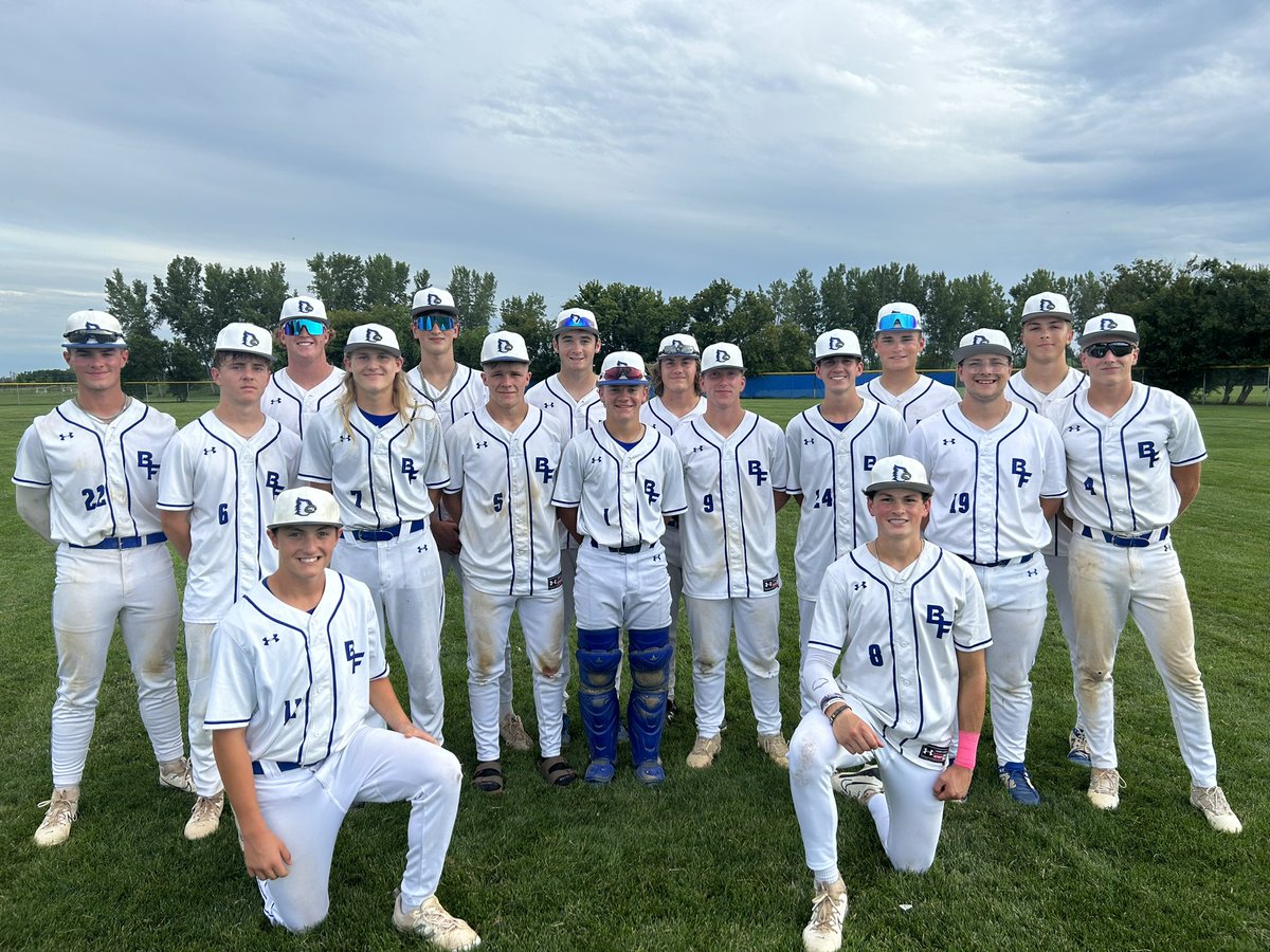 FINAL

Bluejays 3, Carroll 0

The Bluejays tie the school record for wins in the Raccoon River Conference with 11 conference wins. 

#RollJays
