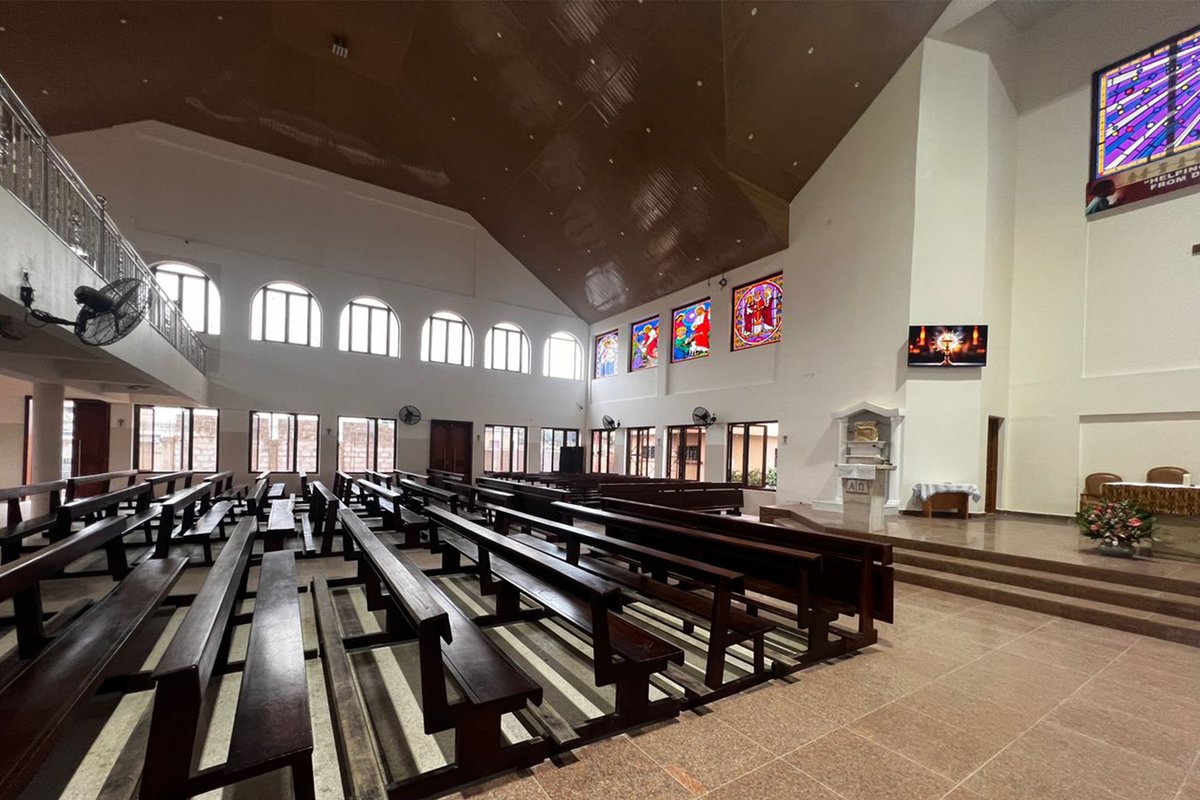 KLOMOfficial's tweet photo. 45 yrs ago, a small community worshiped in the Council 10 temple. It was named St. Anthony in honour of the patron saint of the Knights of Marshall.

On June 15, 2024, the St. Anthony Catholic Church, now a formidable presence in the Accra Archdiocese, was dedicated to God. https://t.co/cI4dhIPdFR