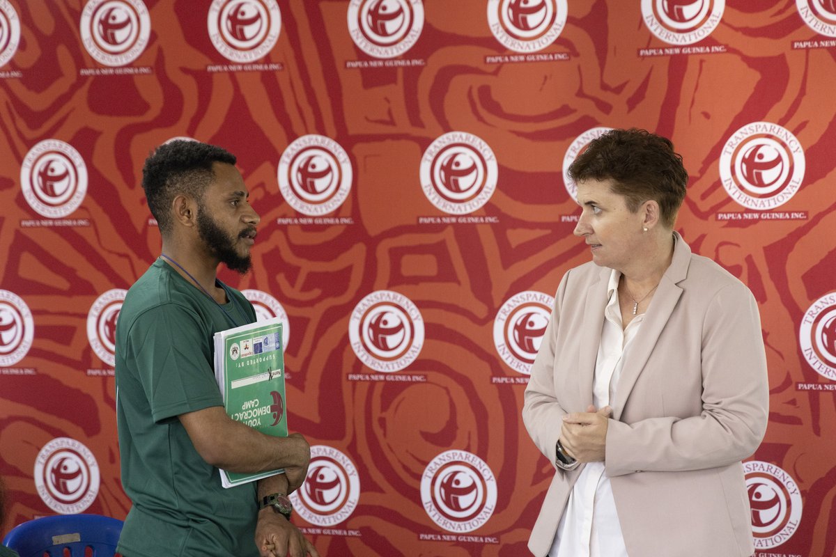 UNDPinPNG's tweet photo. This week, @AlmaSedlar had the honour of participating at the Mike Manning Youth Democracy Camp, where she presented to over 20 local youth about how @UNDP's various projects positively impact people &amp; communities across #PNG 🇵🇬.

📖 Read more: https://t.co/xYnrV5O2nx https://t.co/CynN8BFka2