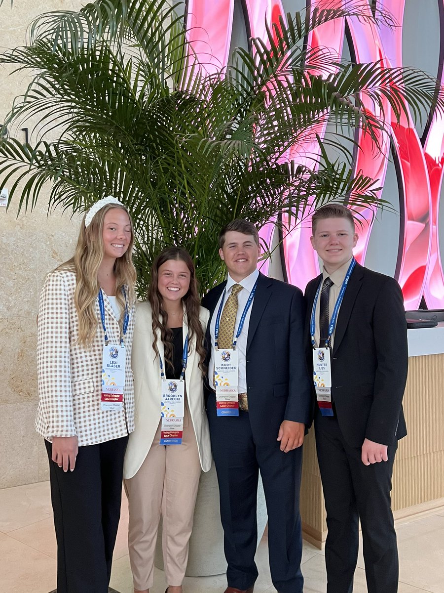 lakeview_fbla's tweet photo. 🌟National Leadership Conference 2024 🌟 
📌Orlando, FL 

What a great week of learning, exploring, competing, &amp; networking! In addition to the conference, we got to explore Sea World &amp; Magic Kingdom. A great week with a great group of members! #lakeviewvikes https://t.co/iXtLH2Vt0x