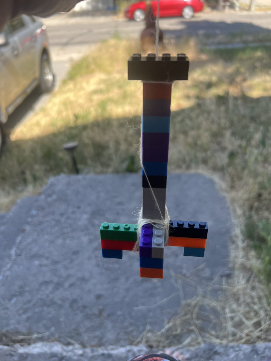 Punxmama's tweet image. My grandson made me a drop spindle out of @lego for a#tourdefleece2024 challenge #handmade #handspinning #dropspindle #handspun #lovemygrandson