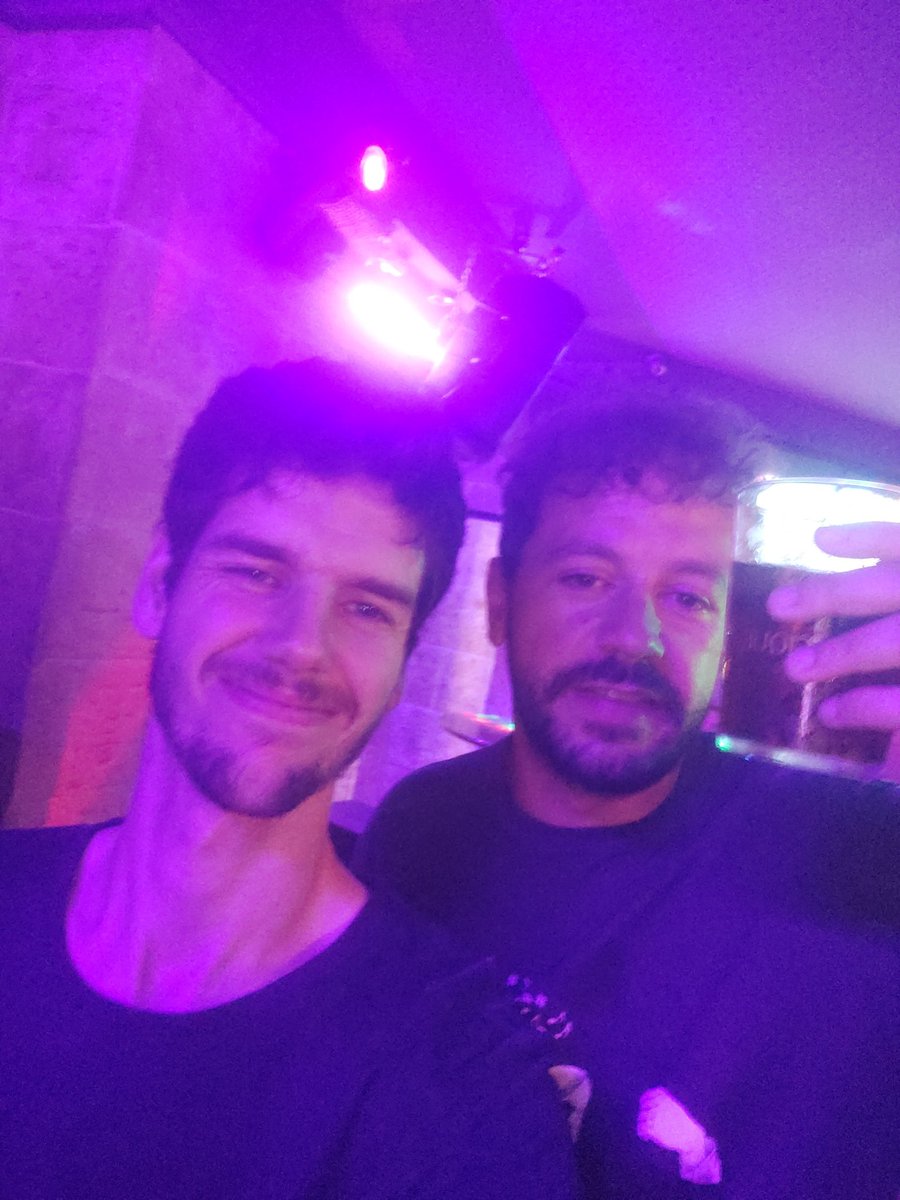 omaroarena's tweet photo. Un miércoles cualquiera https://t.co/RUF36ZeIzW