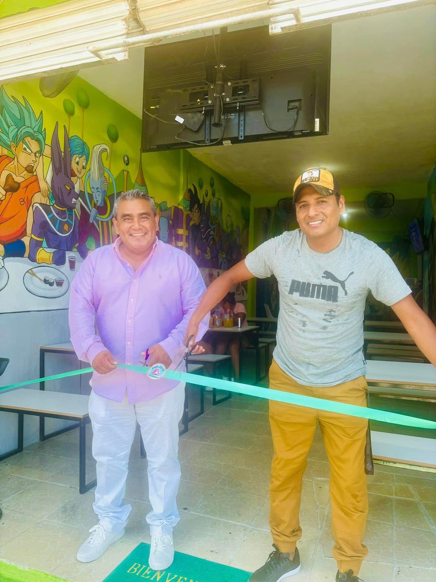 ramirosolorio's tweet photo. Gracias mi querido brother Yair Mendoza, por invitarme a cortar el listón inaugural de “Kame House Renacimiento”. 
¡Un concepto chingón!
¡Pura sabrosura! 

#𝗦𝗼𝘆𝗧𝘂𝗕𝗿𝗼𝘁𝗵𝗲𝗿 y #𝗦𝗼𝗺𝗼𝘀𝗔𝗰𝗮𝗽𝘂𝗹𝗰𝗼 https://t.co/xs3scEa251