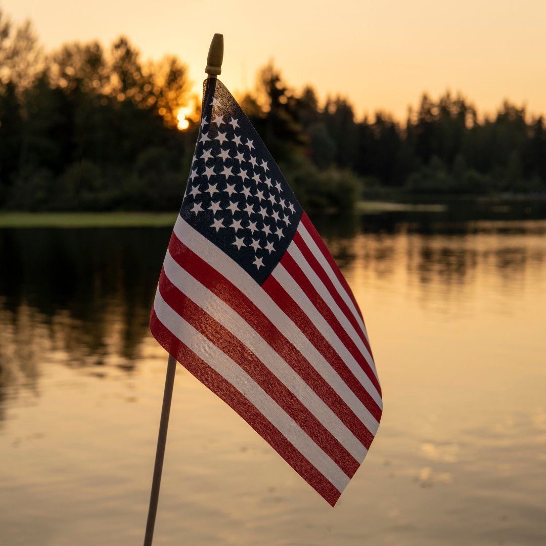 All of us at Foodsby want to wish you a happy and safe 4th of July.  We hope your day is filled with celebration, fun and family! We will be closed on July 4th &amp; 5th but return on Monday, July 8th for deliveries! 

#4thofjuly #happyfourth #Foodsby #fooddelivery