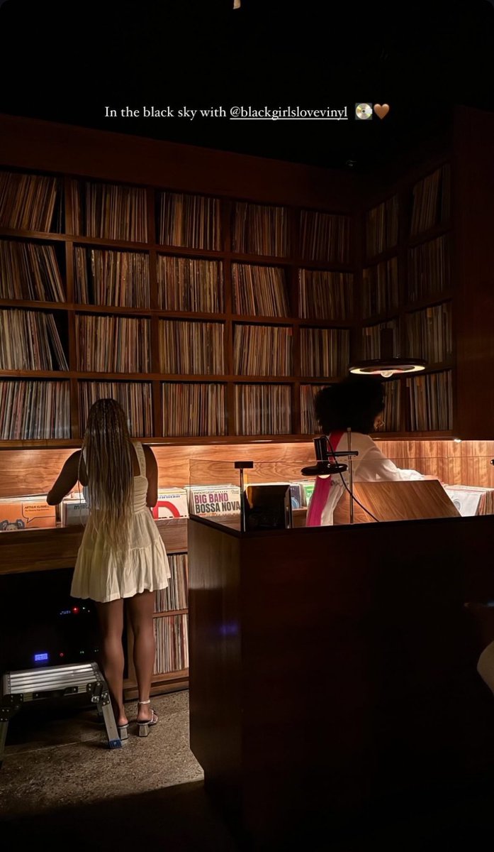 jackie brown tweet media