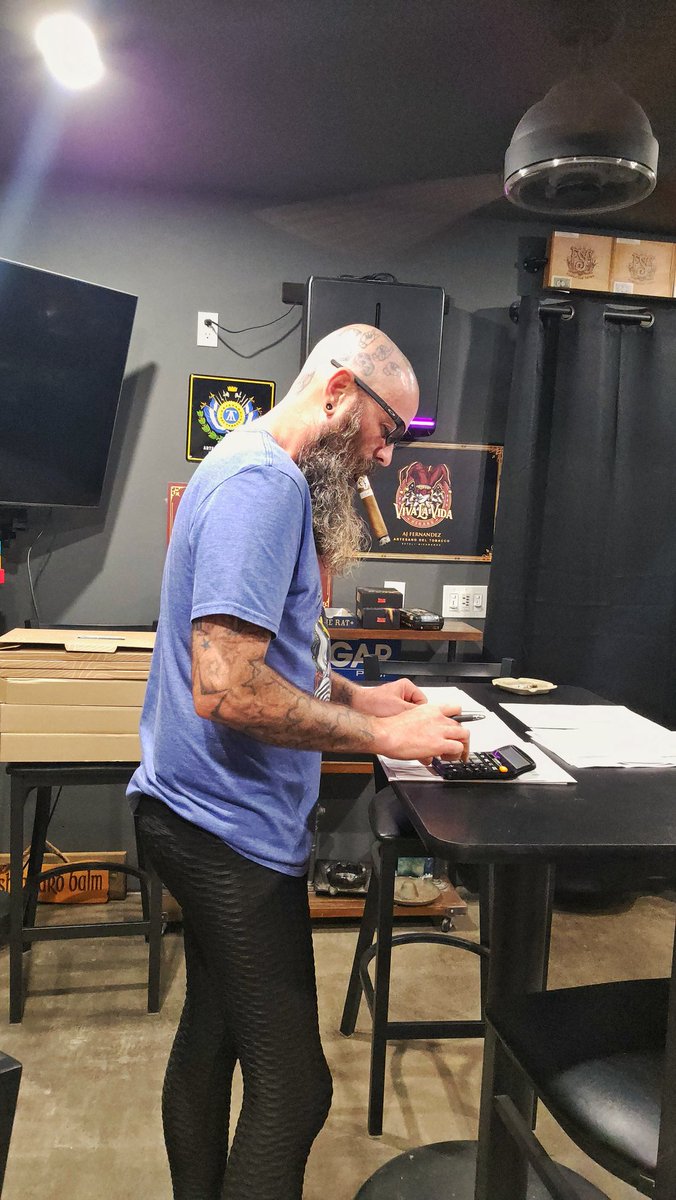 Since I spent an epic amount of money this quarter, 1 figured I would smoke an epic cigar while doing my quarterly taxes An <a href="/epiccigars/">Epic Cigars ™</a> La Rubia to be more precise.
 This one is from this month's <a href="/SmokeInnCigars/">Smoke Inn Cigars</a> Cigar of the Month Club shipment.