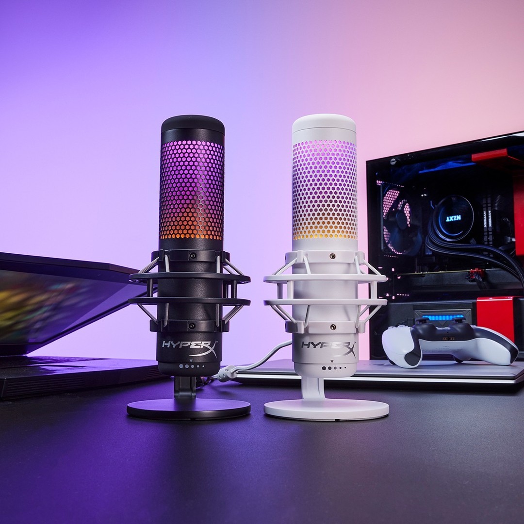 HyperXAnz's tweet image. Which HyperX mic are you choosing?

a. Black, cool!😎
b. White, elegant!🤍

#QuadCastS