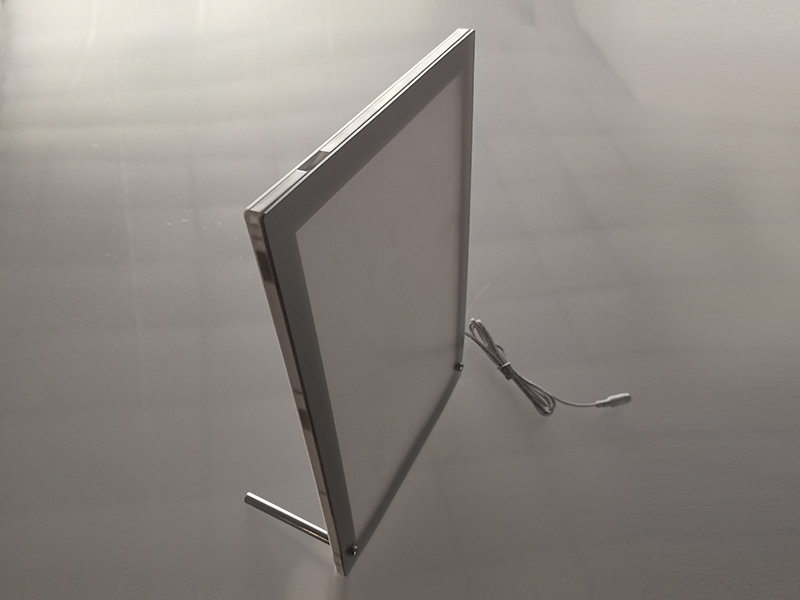 Kingwe_Star's tweet image. The latest technology &amp;amp; equipment are what make Shenzhen Kingwe-Star Opto-Electronics Technology Co., Ltd. work in a more efficient way. starkingway.com/desktop-free-s… #illuminatedposterframes #ledlightboxes