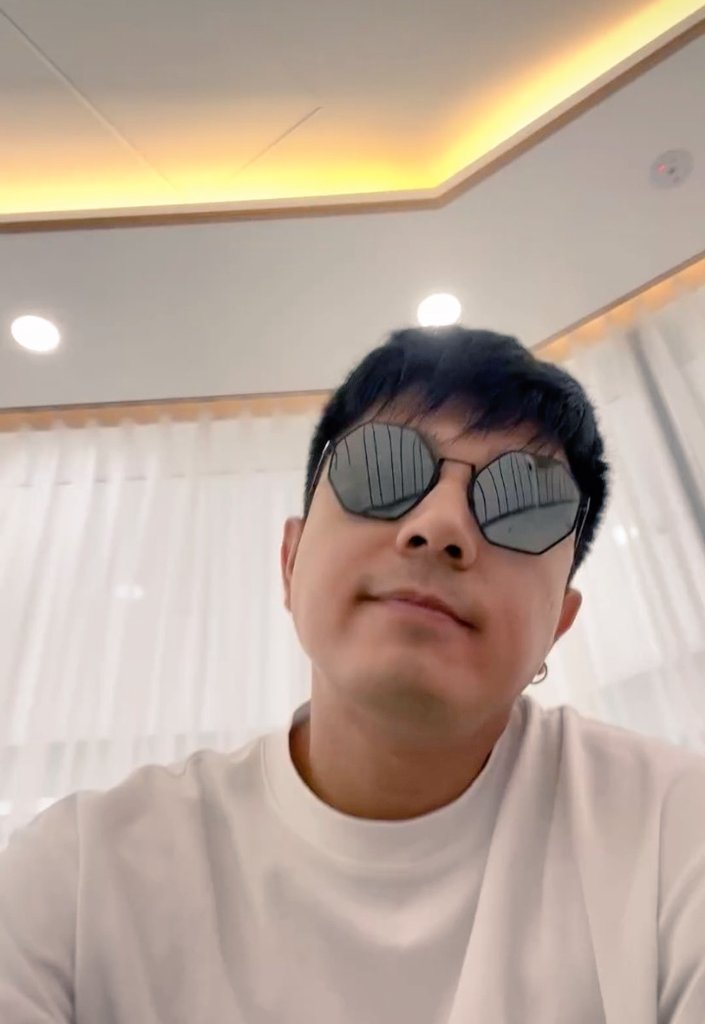 What changed? sa trademark mo bilang paulo the introvert, may nagiinfluence sayo.