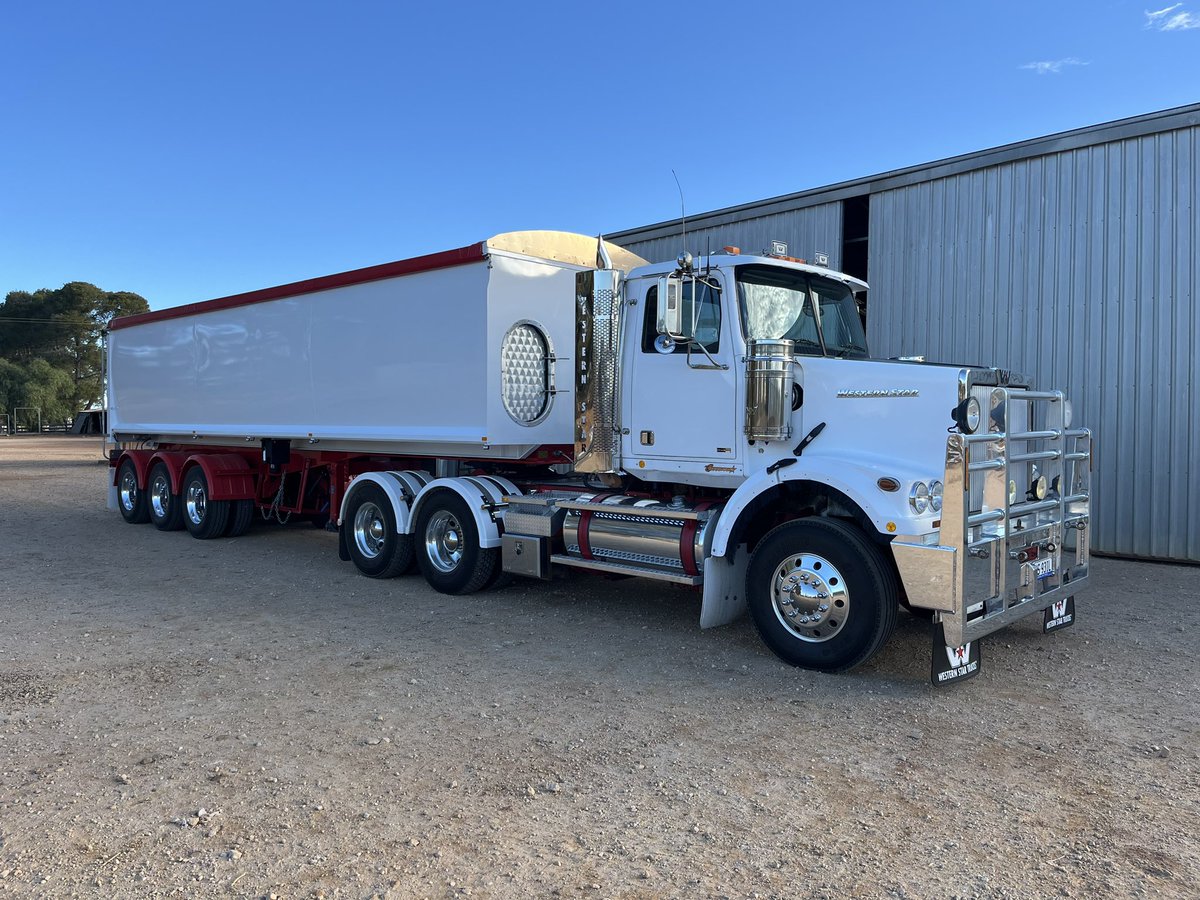 James Moore tweet media