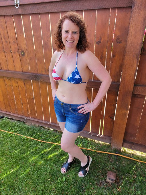 Happy Independence Day. 🇺🇸 🎆 My four different bikinis.  #America #americanflag #summerfun #FourthOfJuly<a href="/tag/bikini"class="tags"><span>#bikini</span></a><a href="/tag/america"class="tags"><span>#america</span></a><a href="/tag/redhead"class="tags"><span>#redhead</span></a><a href="/tag/bbq"class="tags"><span>#bbq</span></a><a href="/tag/fourthofjuly"class="tags"><span>#fourthofjuly</span></a><a href="/tag/summerfun"class="tags"><span>#summerfun</span></a>