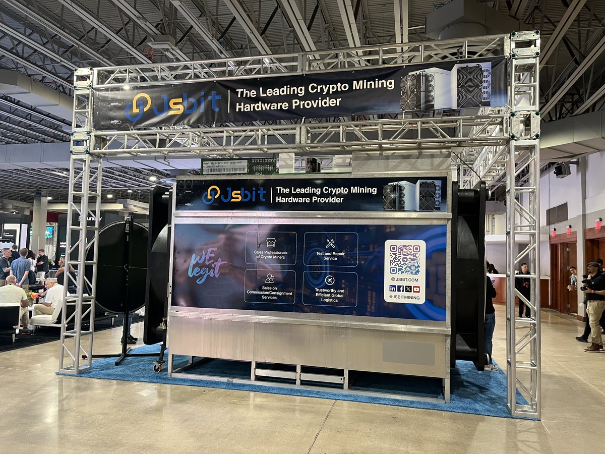 jsbitmining's tweet photo. This year at Mining Disrupt we had the largest #ASICminer on display at our booth. We hope some of you took some sweet pictures!
#MD2024 #JSBIT https://t.co/SaGMrYkvHP