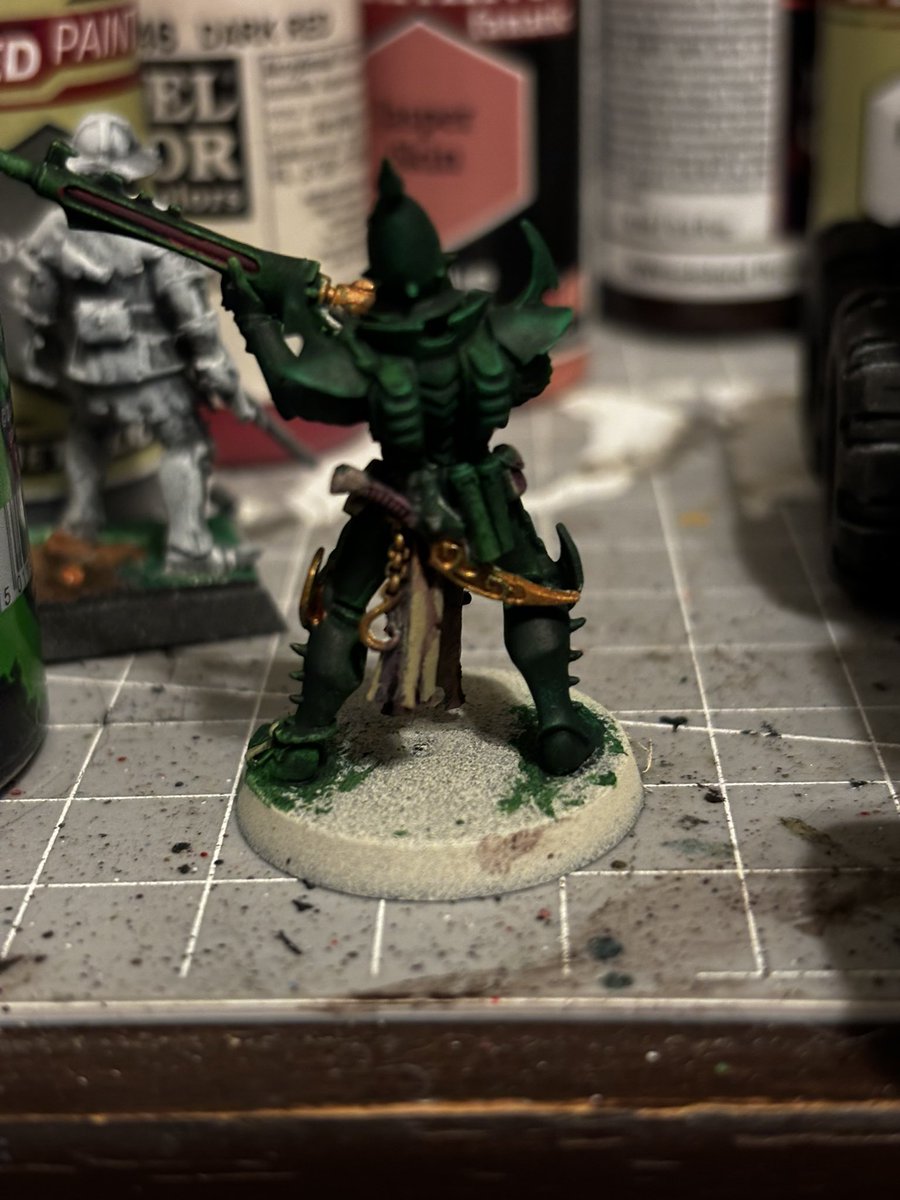 KerrickHobbys's tweet photo. Going back over to fix my mistakes and further adjust. This time with better lighting lol. 

#modelpainting #wip #testmodel #paintingwarhammer #warhammer #warhammer40k #warhammercommunity #warhammer40000 #darkeldar #drukhari https://t.co/RbqrwnTgzt