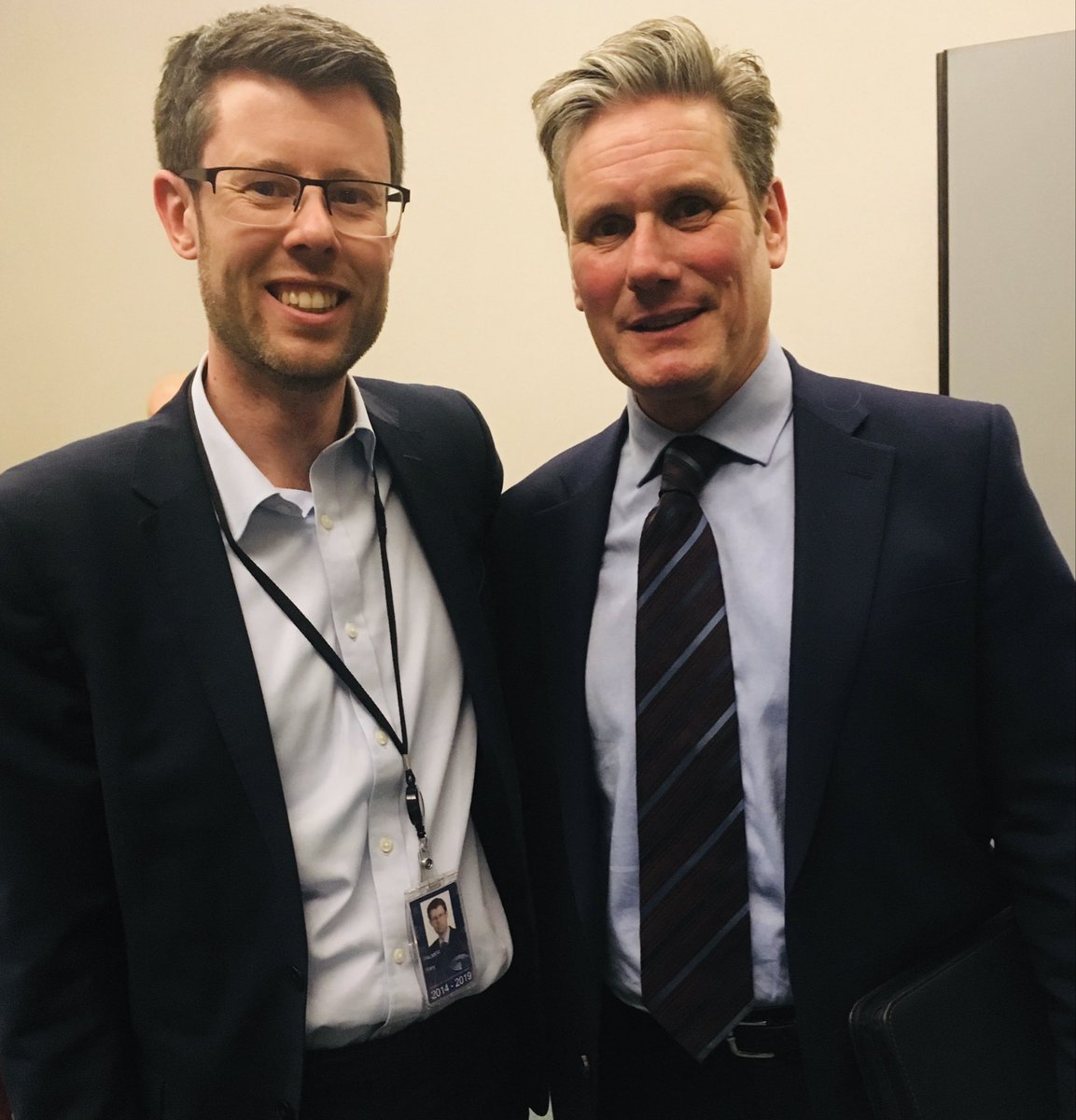 Let’s make change happen.

Country before party.
<a href="/Keir_Starmer/">Keir Starmer</a> is the Prime Minister our country needs.

Vote Labour today to make change happen.

#VoteLabour