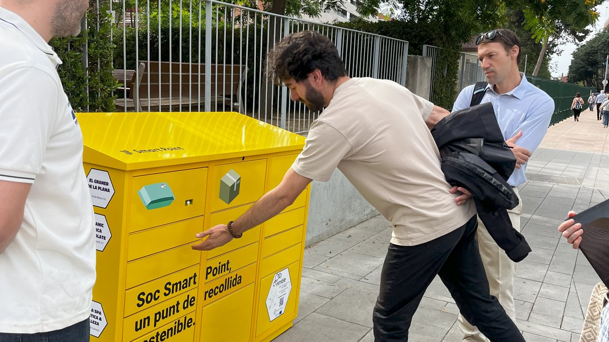📦 The NIMBLE project is redefining urban goods distribution for small stores. With the pilot phase now beginning, smart lockers installed in Braga (Portugal) and Esplugues de Llobregat (Spain) enable flexible order distribution.

📰More info: bit.ly/3Wcvbvy