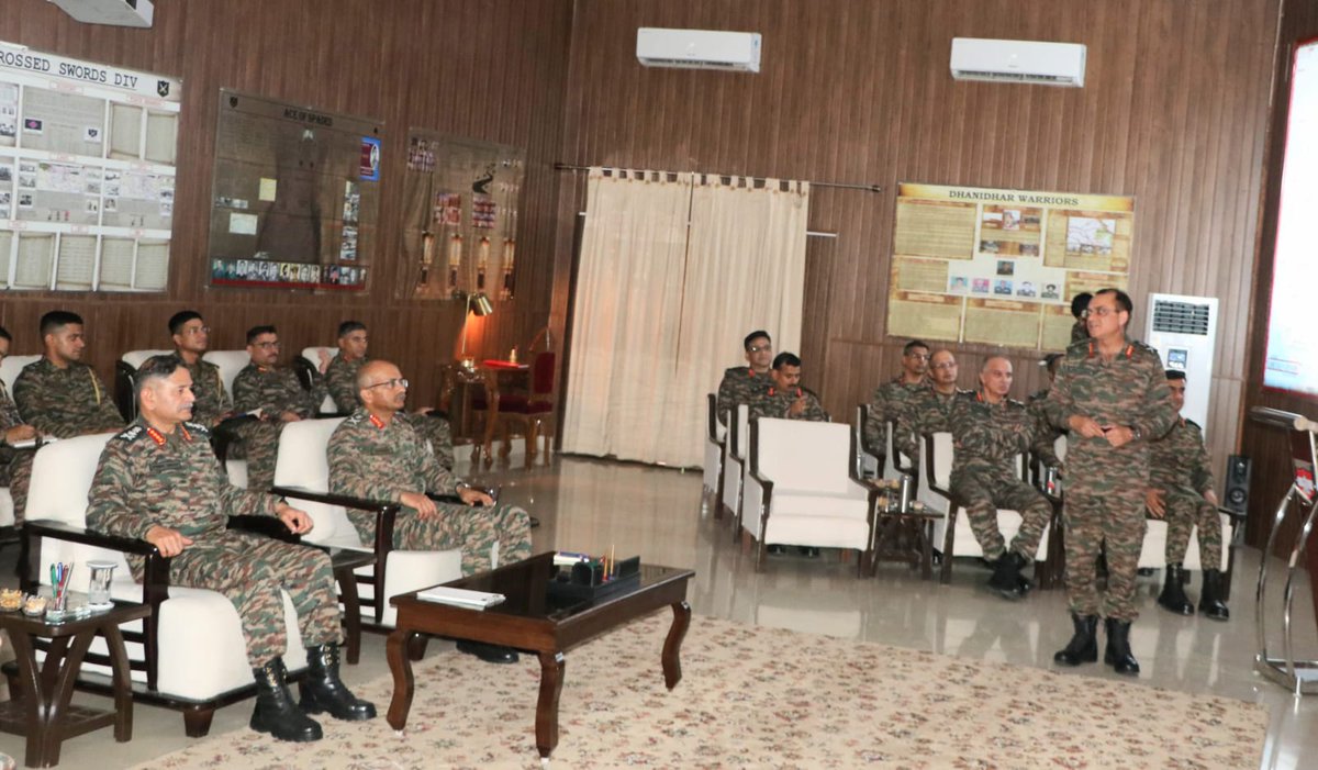 adgpi's tweet photo. #GeneralUpendraDwivedi #COAS chaired a high level ‘#Joint Security Review Meeting’ at #Nagrota (J&K) along with #ArmyCdr #NorthernComd, #GOC #WhiteKnightCorps, #GOC #ChinarCorps, #GOC #RisingStarCorps, Director General @JmuKmrPolice, Addl DG CRPF, heads of Intelligence Agencies and representatives of Security Forces from the UT of J&K. The deliberations focused on the prevailing #Security dynamics in the region.
The Security Review underscored the imperative of #synergy & seamless #coordination between all Armed Forces and security agencies to maintain #Peace and #Stability in the region.
#IndianArmy
#Jointness
@DefenceMinIndia
@SpokespersonMoD
@OfficeOfLGJandK
@NorthernComd_IA
@westerncomd_IA
@Whiteknight_IA
@IAF_MCC
@bsf_jammu
@crpfindia