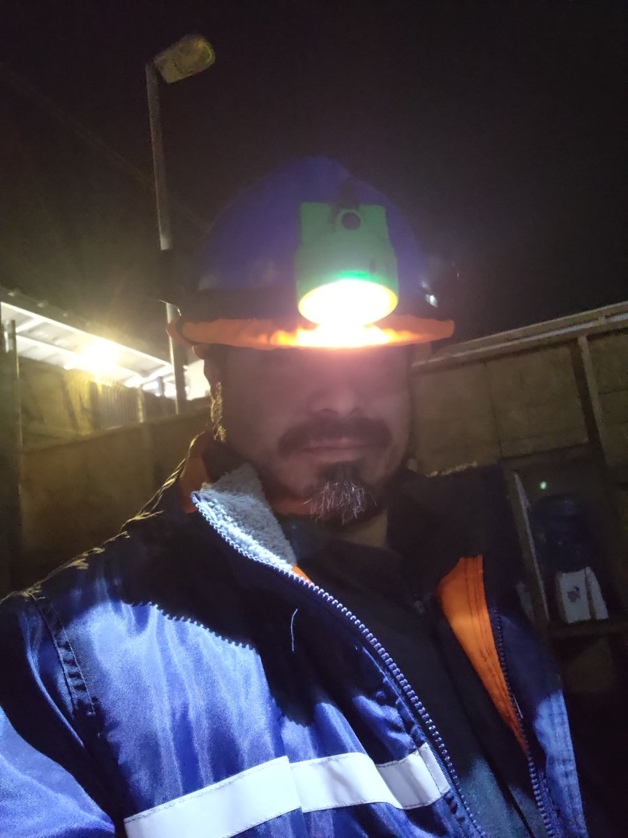 DarckWithe's tweet image. Acá tamos ... dándole...