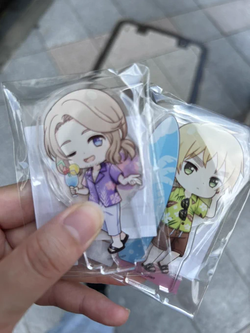 かわいいね……………海……………海行こうね………連れて行ってあげるからね……………