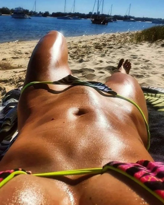 Sunshine for you 😘☀️✨️ https://t.co/F5RXK1hR1a