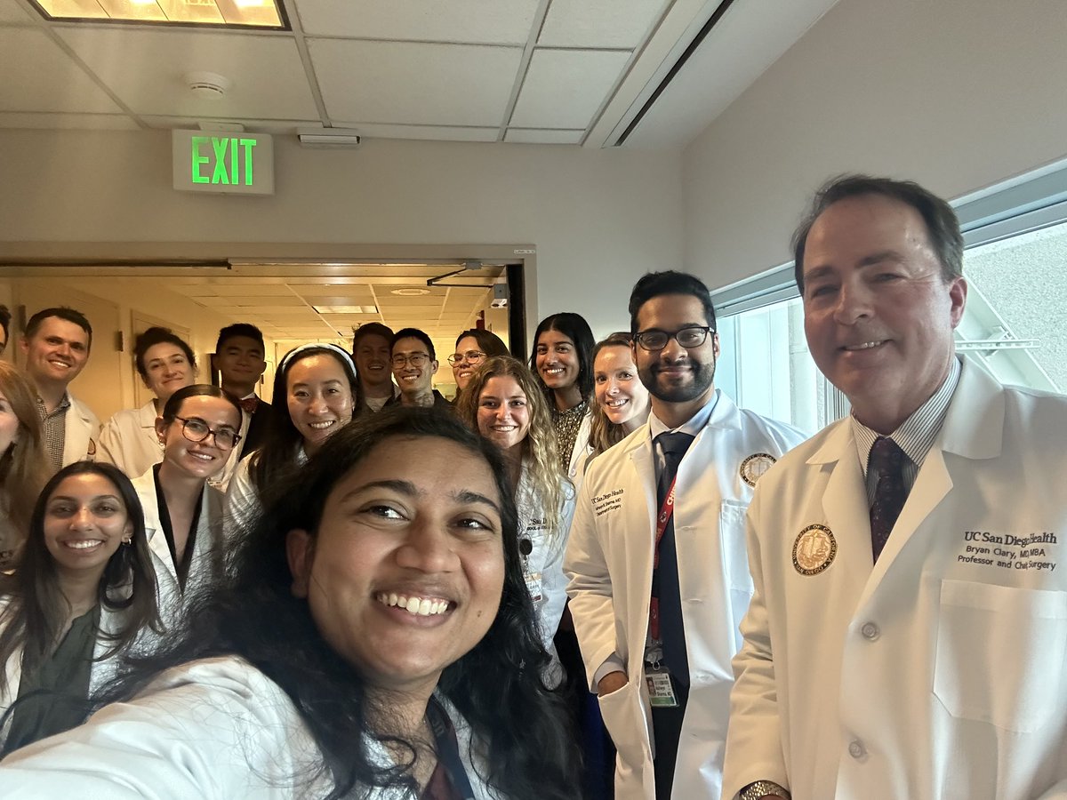 Chair rounds with the residents and students at Hillcrest!  One of my favorite things to do. The future of surgery is very bright…