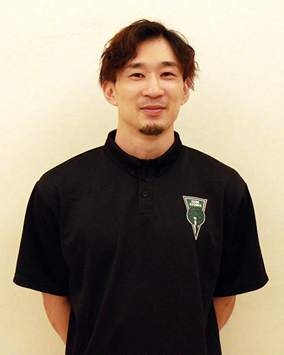 STORKS_OFFICIAL's tweet photo. ◤NEWS◢
この度、2023‐24シーズンをもって現役引退した松崎賢人氏が神戸ストークスのアカデミーコーチに就任しましたことをお知らせいたします。

▼詳細はこちら
https://t.co/ViO13yepL2 https://t.co/QGKFZ79k4M