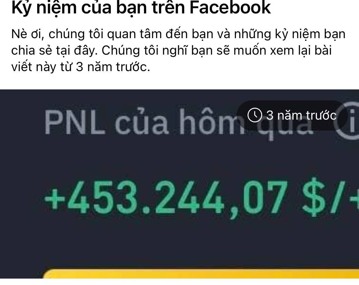 Cũng ngày này 3 năm trước
Mà sao năm nay nó lạ lắm
Hình chôm của người em giấu tên <a href="/Tnubmv/">Tnu</a>