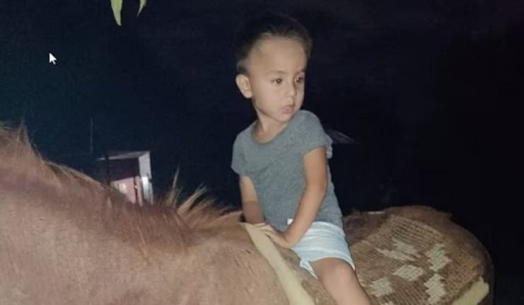 Hace 21 días falta Loan, veo que los periodistas vuelven a CABA, que los abogados vuelven a su casa, que la atención pasa a otros temas, y si, el mundo sigue. Pero NO DEBEMOS OLVIDAR, queremos justicia y si otro le hace mal a una criatura que sepa que tendrá 47 millones enfrente