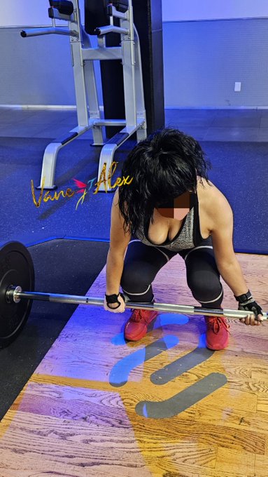 Casi se me sale una nena 🤭... Y el espect&aacute;culo que iba a dar 😈💦  Se busca candidato chico o chica para