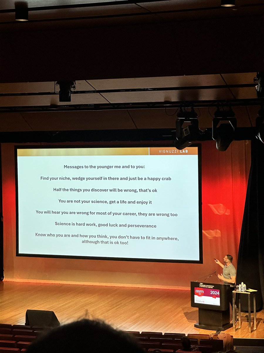 I loved Marco Vignuzzi's talk about RNA viruses – so fascinating! 🌟 His way of sharing the message with younger researchers is truly inspiring. #Microbiology #ASM2024
