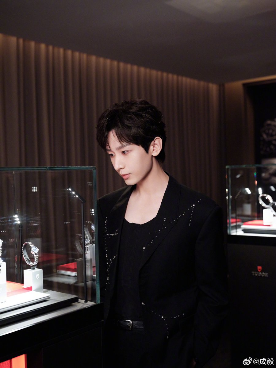 mspk2808's tweet photo. Chengyi Weibo Update
04.07.2024
#ChengYi #mspk #เฉิงอี้ #成毅 #fyp https://t.co/jPwejqfw2P
