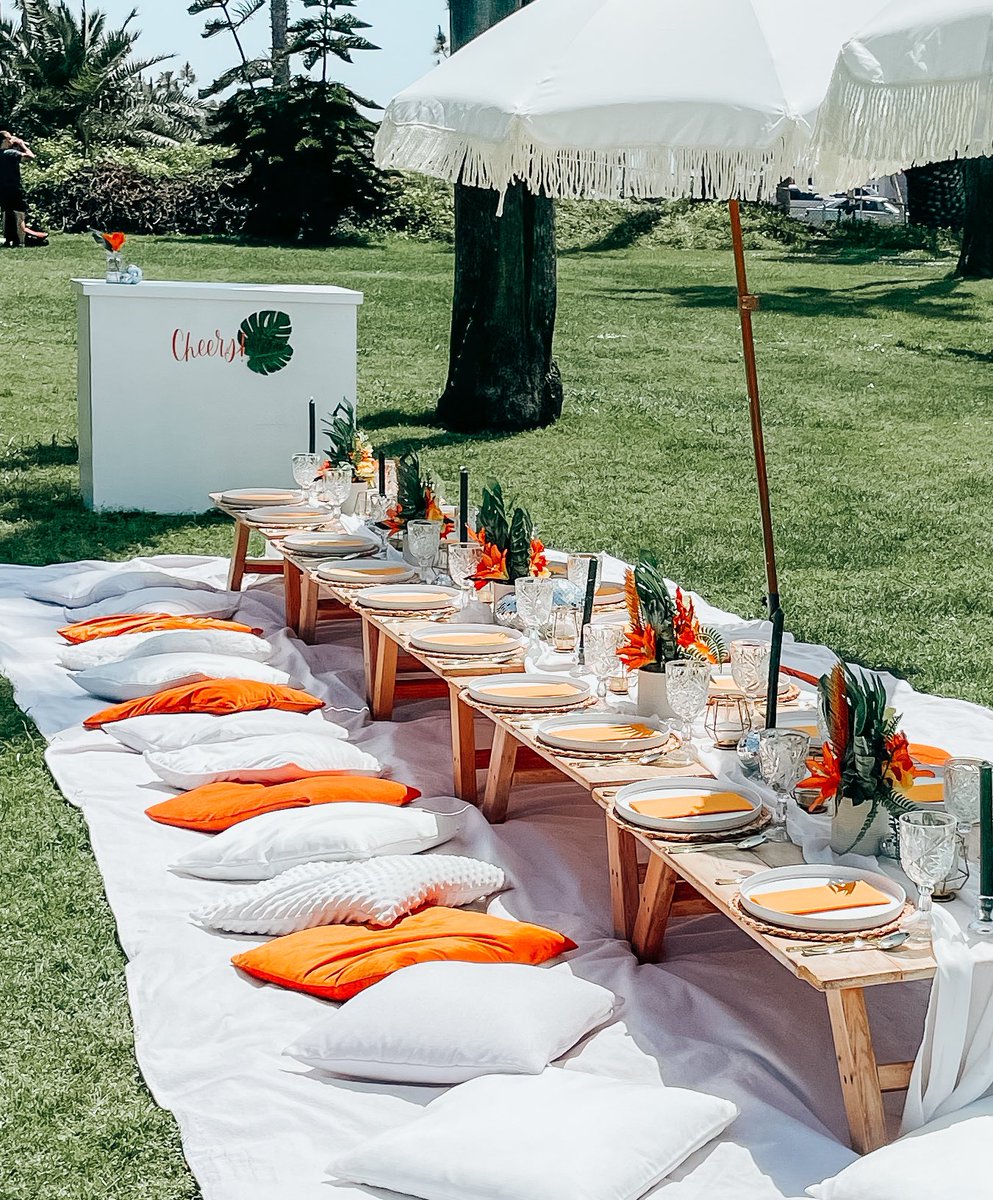 TheTableService's tweet photo. @omegaevents Can we work together? Do something together? https://t.co/WotezrA59p