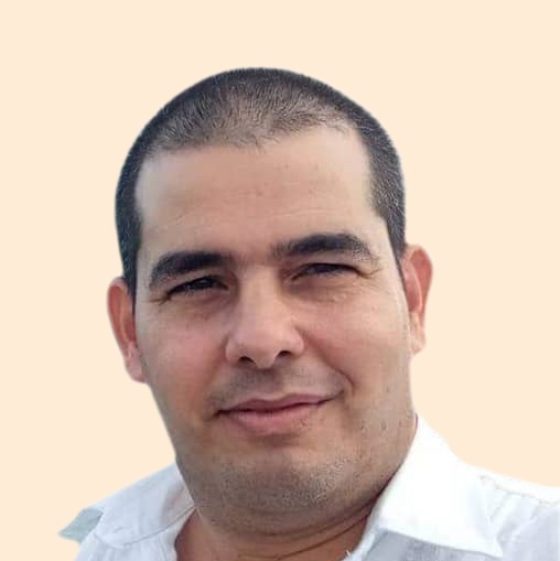 Falleció, en lamentable accidente de tránsito, el compañero Omar Rafael García Lazo, funcionario del Comité Central del Partido #Cuba #PCC  

Ver más:

pcc.cu/fallecio-en-la…