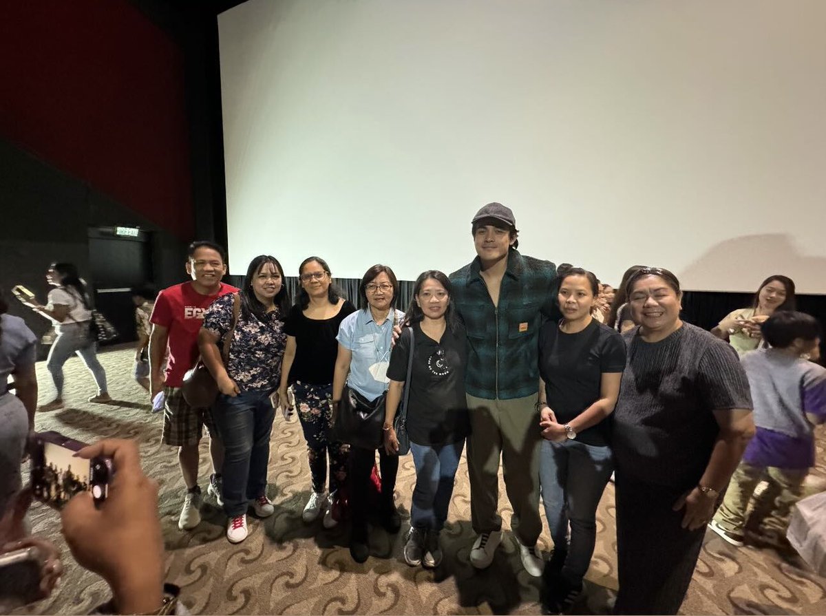 KnightsXian's tweet photo. Thank you @FangirlingIsFun and Solid Xian Fangroups 😍🫶🏻👏🏻 #blockscreening #movie #KumanThong #DirekXianLim #althea #emman https://t.co/8mtNuBvFMI
