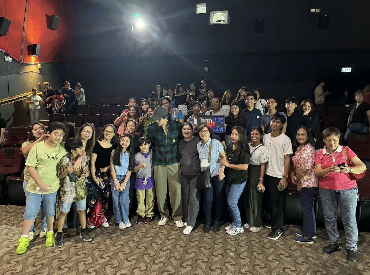 KnightsXian's tweet photo. Thank you @FangirlingIsFun and Solid Xian Fangroups 😍🫶🏻👏🏻 #blockscreening #movie #KumanThong #DirekXianLim #althea #emman https://t.co/8mtNuBvFMI