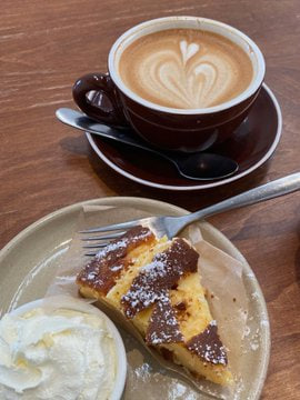 ItsWooby's tweet image. What to have for afternoon tea🧀|||Basque + coffee
It’s been a while since I’ve had Basque